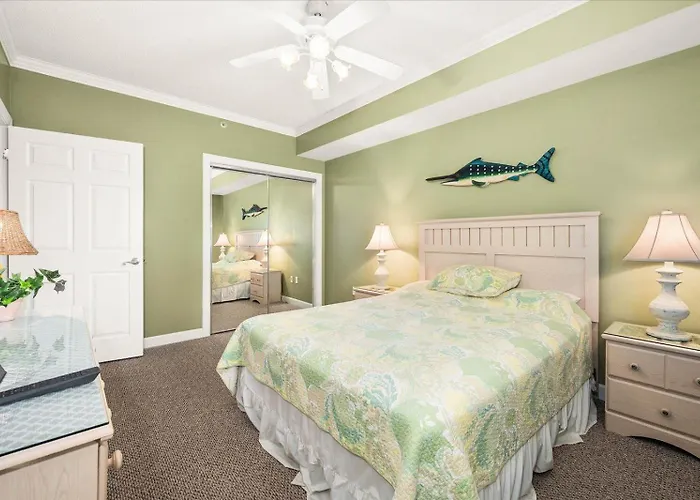 3 Bedroom Uptown Island Breeze Unit With Pool! * Ocean City